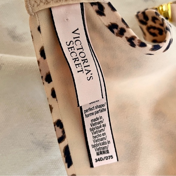 Victoria’s Secret Animal Print Full Coverage Soft Smooth Silhouette Bra, Sz 34D - Picture 9 of 10